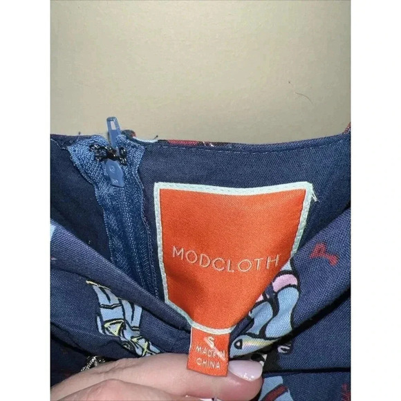 Modcloth Retro Nutcracker Dress Navy Blue Sleeveless "Pin Up" Pockets Small - Picture 3 of 4